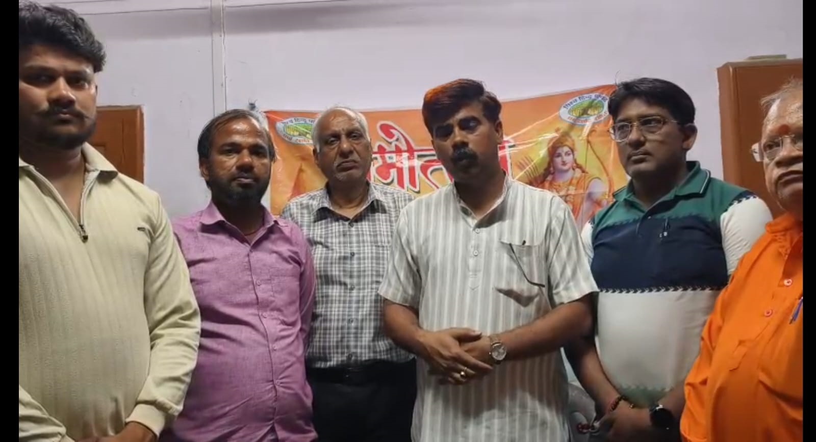 सासनी में हनुमान जन्मोत्सव पर निकलेगी भव्य शोभायात्रा, तैयारियों को लेकर हुई प्रेस वार्ता