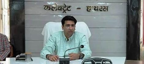 जिले में 43 क्रय केन्द्रों पर 17 मार्च से शुरू होगी गेहूँ खरीद, डीएम ने क्रय केन्द्रों पर ससमय व्यवस्थायें करने के दिये निर्देश
