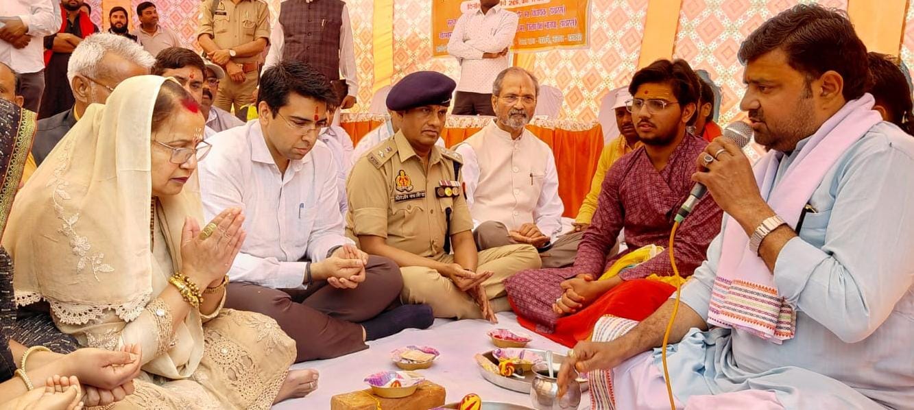 विधायक सदर अंजुला माहौर ने गौशाला में बृहद टीन शेड निर्माण हेतु भूमि पूजन कर किया गौ-पूजन
