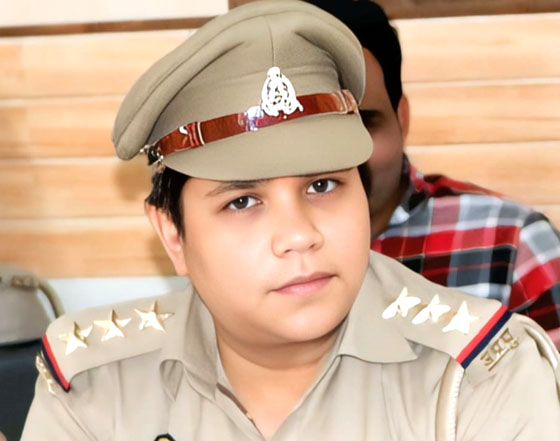 सासनी कोतवाली प्रभारी निरीक्षक बनी विपिन चौधरी ,कानून व्यवस्था बेहतर बनाए रखने पर दिया जोर