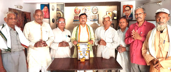 साहित्यकार डॉ. लक्ष्मीनारायण गर्ग को पांचवीं पुण्यतिथि पर स्मरण कर अर्पित की श्रद्धांजलि ,गर्ग ने संगीत और साहित्य के क्षेत्र में दिया अमूल्य योगदान