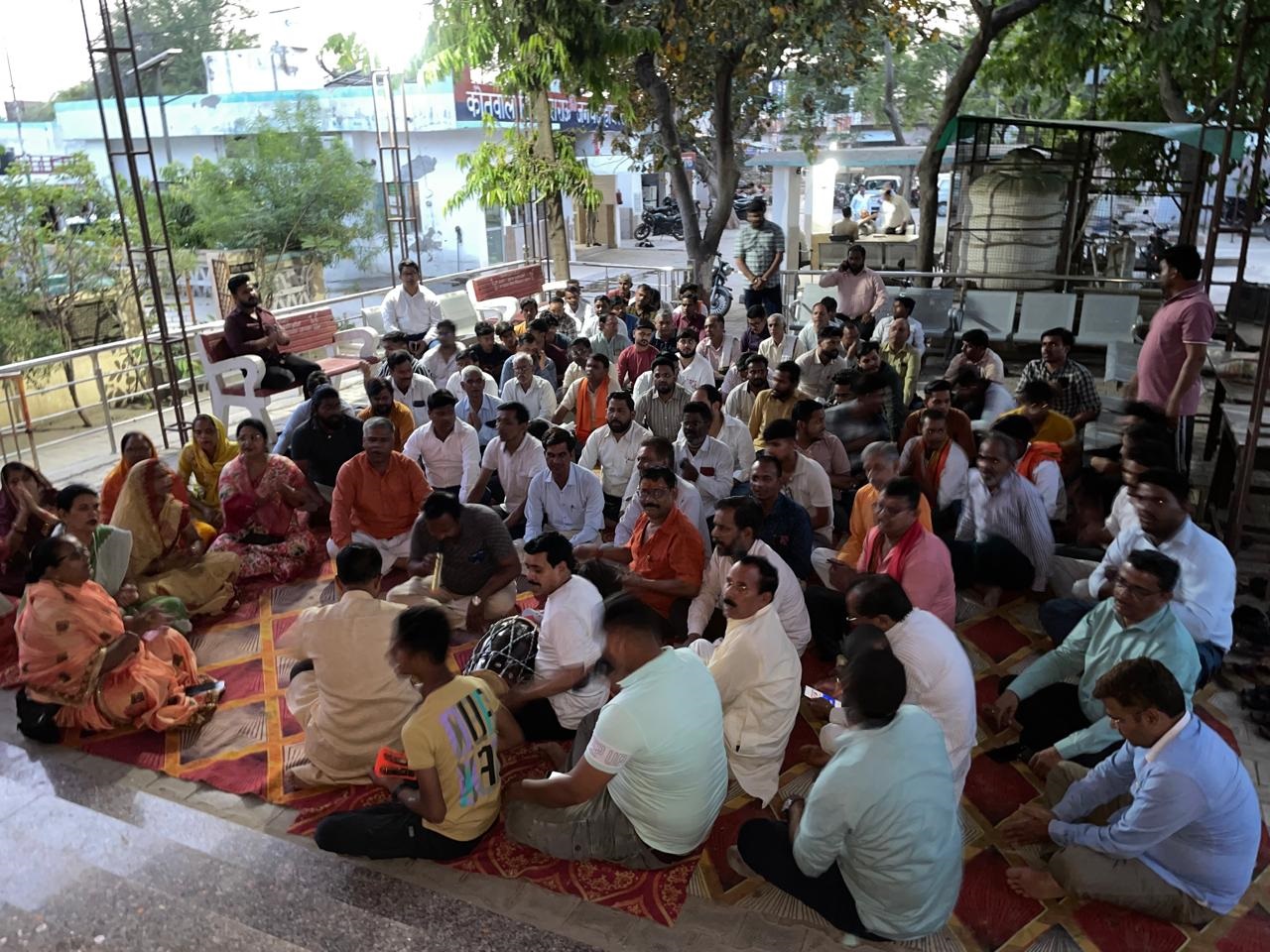 विश्व हिंदू परिषद एवं बजरंग दल के तत्वाधान में हुआ विशाल हनुमान चालीसा पाठ का आयोजन