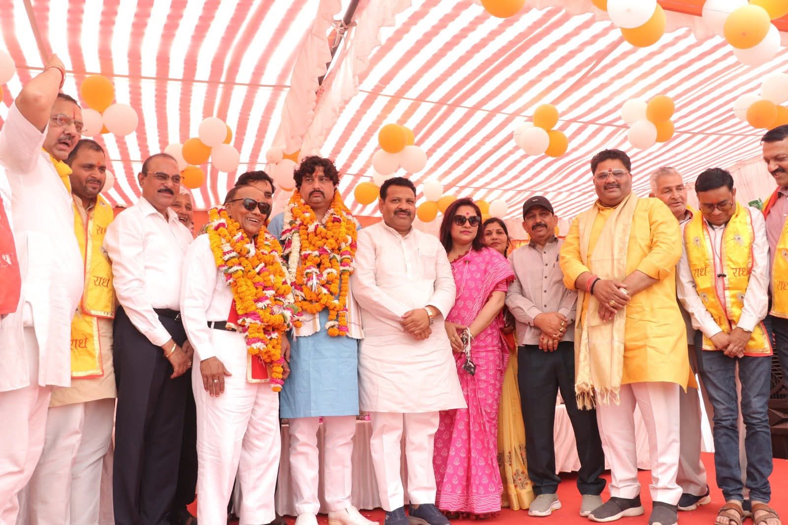 नगर पालिका हाथरस के नामित सभासदों ने ली शपथ , पालिकाध्यक्ष बोली-नगर के विकास, स्वच्छता, सुशासन एवं जनकल्याण के लिए मिलकर करेंगे कार्य