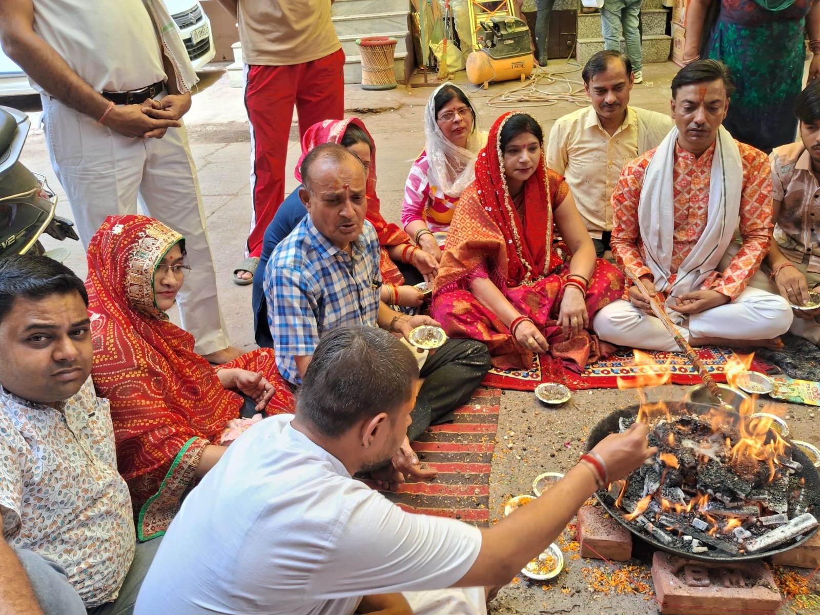 अभिमान टूटे तो भगवान द्वारपाल भी बन जाते हैं ,कन्हैया मंदिर पर महा प्रसादी के साथ भागवत कथा संपन्न
