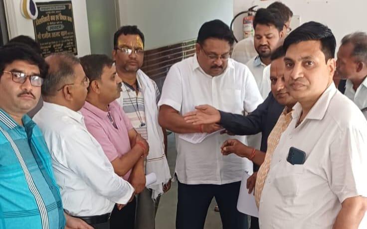 अखिल भारतीय ग्राहक पंचायत ने MRP अनियमितताओं एवं उपभोक्ताओं के शोषण को लेकर सौपा ज्ञापन