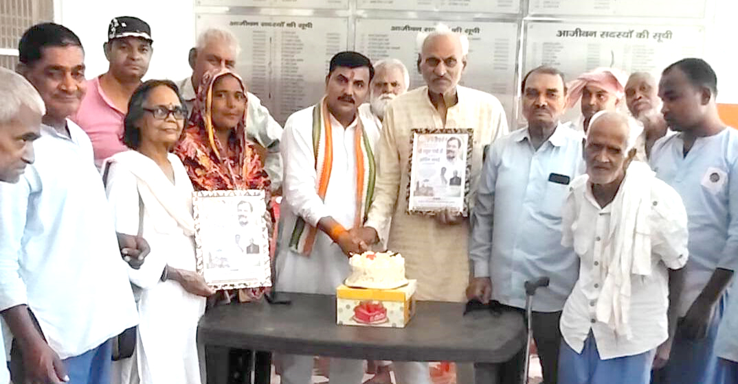 राहुल गांधी के जन्मदिवस पर चंद्रगुप्त विक्रमादित्य ने लिया मानव सेवा का संकल्प