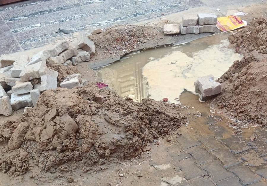 पूर्व सभासद निशान्त उपाध्याय के प्रयासों से अमृत पाइपलाइन लीकेज की समस्या का हुआ समाधान, लोगों ने ली राहत की सांस