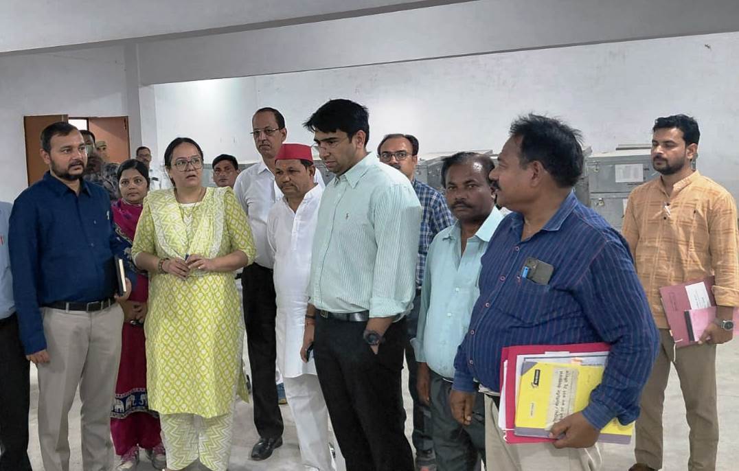 भारत निर्वाचन आयोग के निर्देशों के अनुपालन में ईवीएम-वीवीपैट वेयरहाउस का त्रैमासिक निरीक्षण