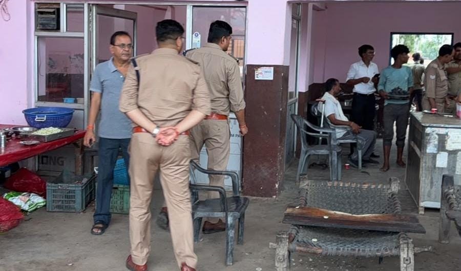 आबकारी विभाग का सघन निरीक्षण अभियान, शराब दुकानों और ढाबों पर की गई जांच