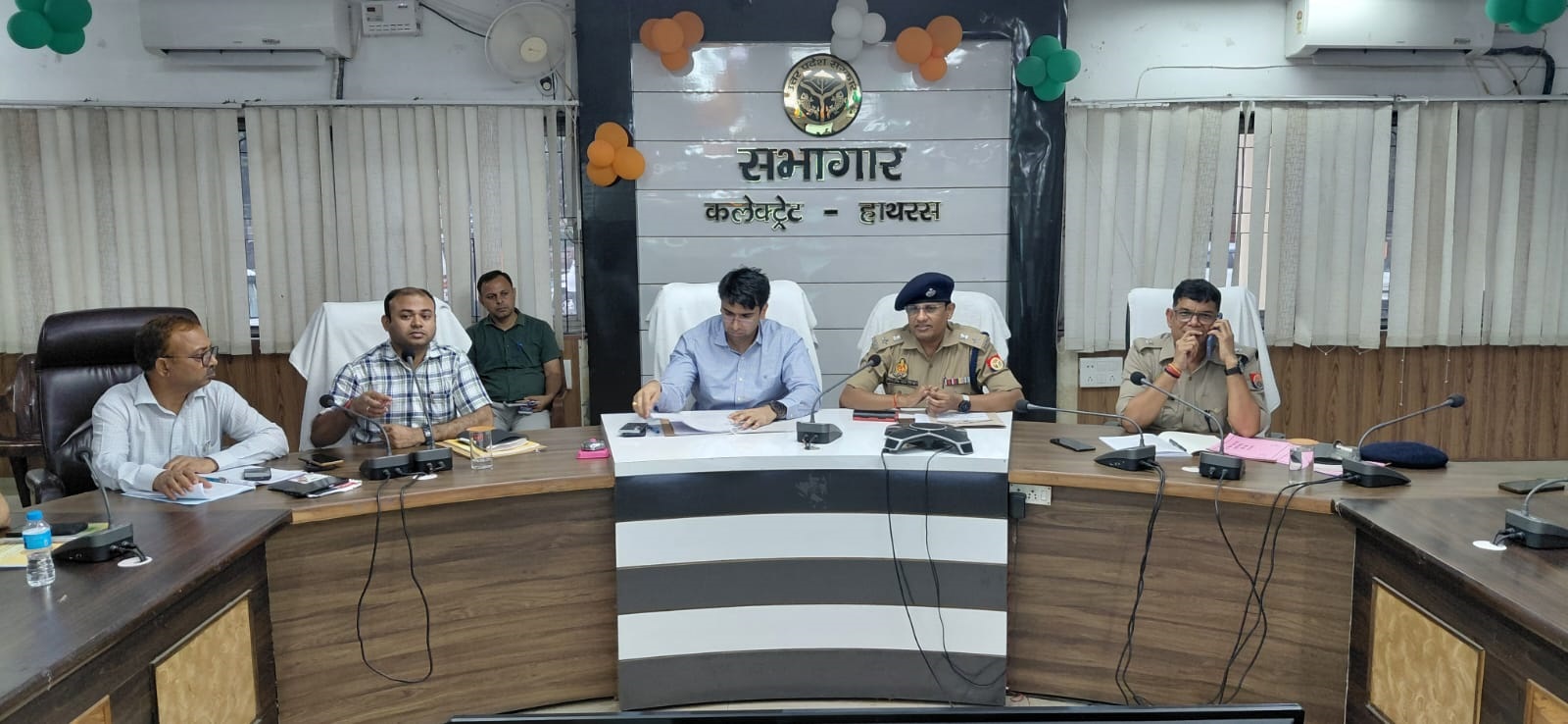 यूपी-टेट 2026 परीक्षा, डीएम-एसपी ने तैयारियों की समीक्षा कर दिए सख्त निर्देश