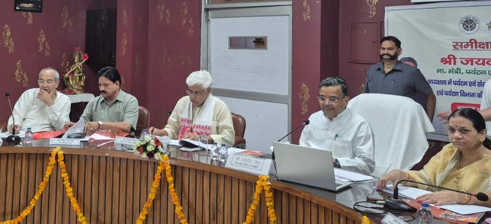 सदर विधायक के प्रयास से दाऊजी मंदिर प्रांगण के बाहर ऑडिटोरियम निर्माण के प्रस्ताव को मिली स्वीकृति ,पर्यटन एवं संस्कृति मंत्री ने की अलीगढ़ मंडल के चारों जनपदों की समीक्षा