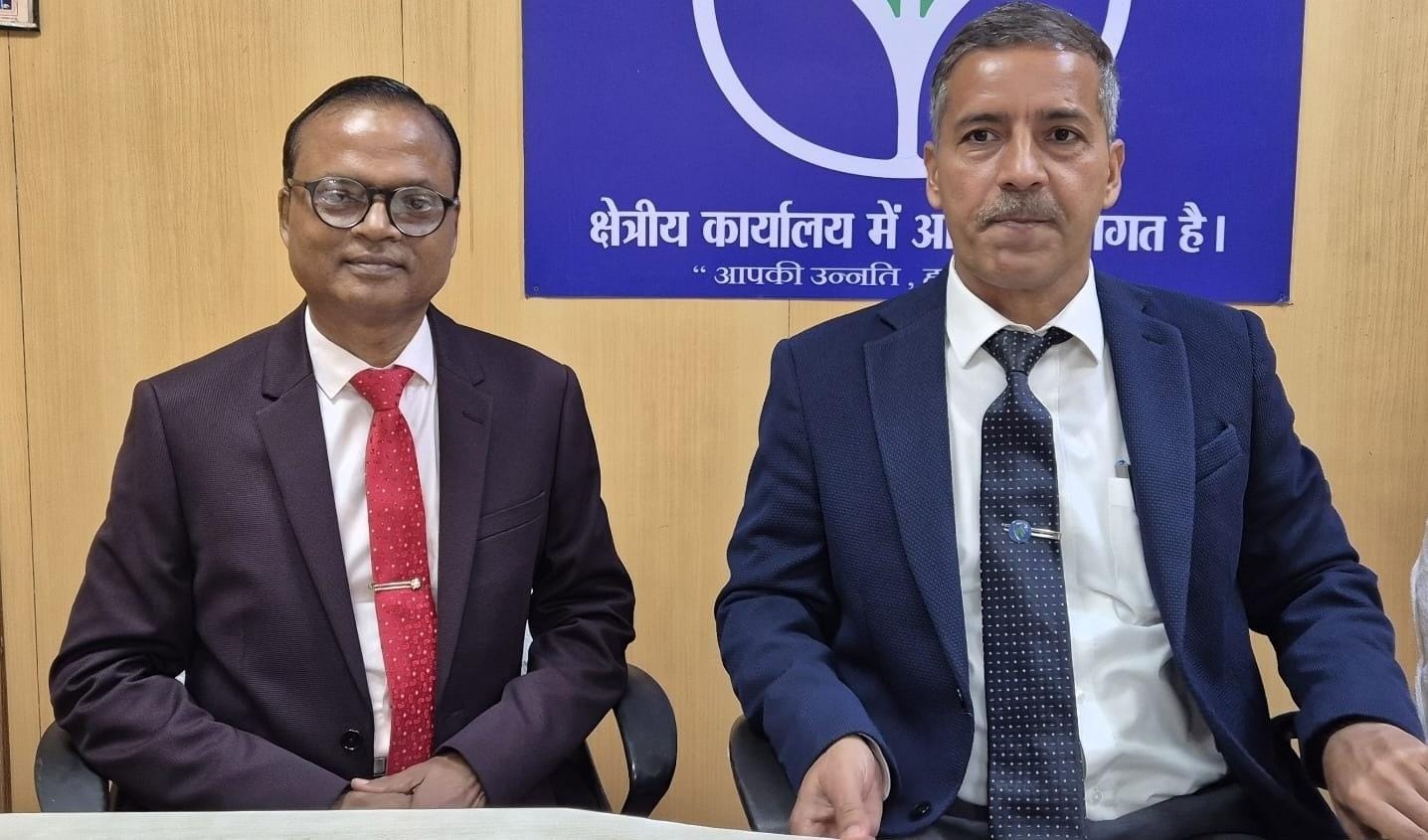 उत्तर प्रदेश ग्रामीण बैंक की समीक्षा बैठक में ग्राहक सेवा एवं व्यवसायिक लक्ष्य प्राप्ति के दिए निर्देश