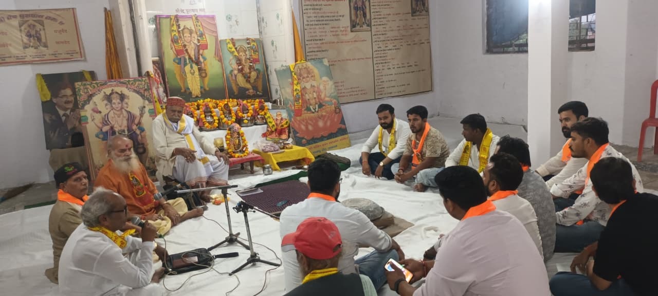 115 वां मेला श्री दाऊजी महाराज स्थित श्री वेद भगवान शिविर में हुआ मानव सम्मेलन