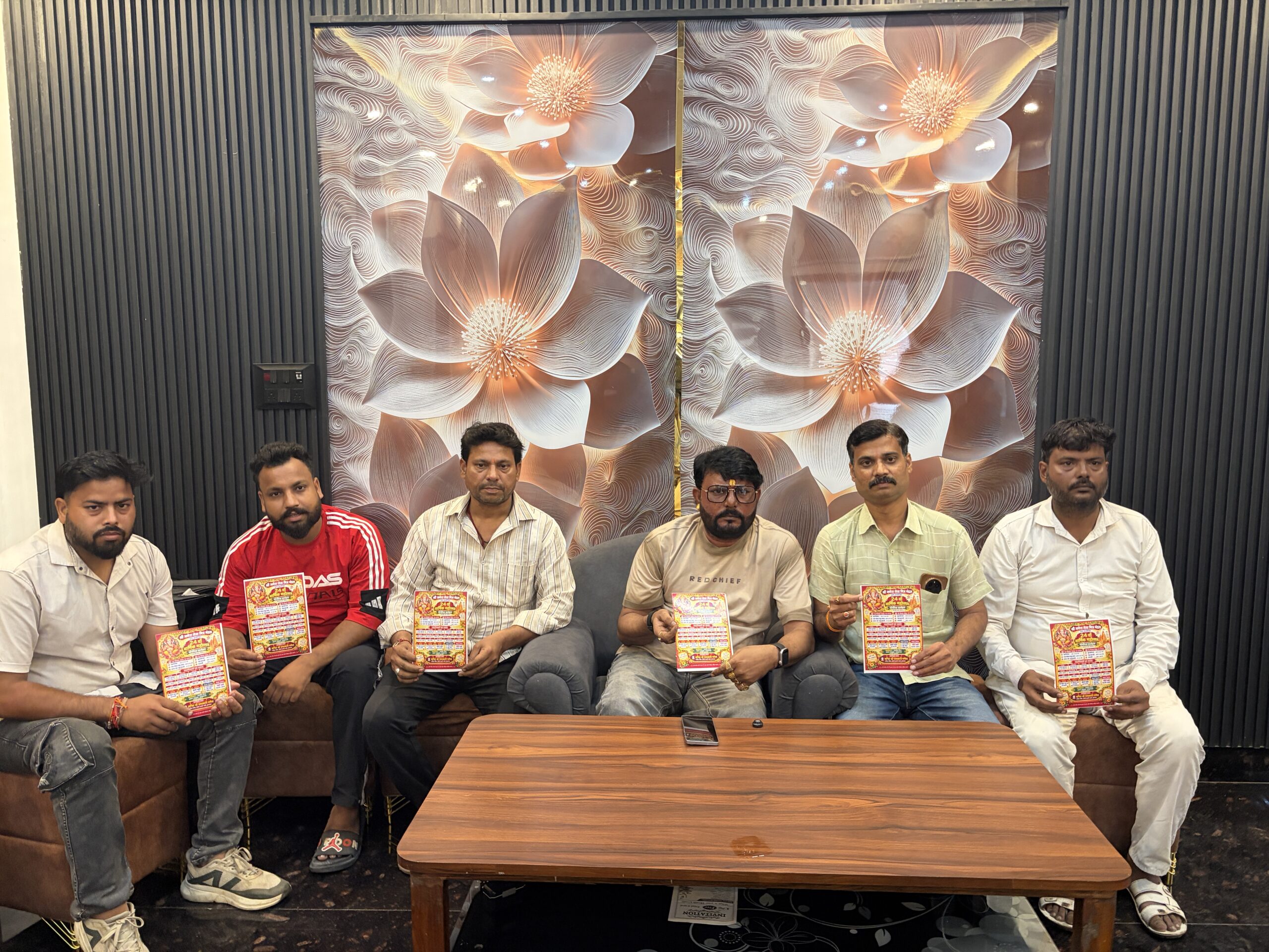 7 कुंतल लड्डुओं से भव्य श्रृंगार, 3.5 कुंतल का बनेगा विशाल मोदक ,चमत्कारी श्री गणेश मन्दिर का 24वां वार्षिक महोत्सव 14 व 15 सितंबर को,प्रमुख समाजसेवी रवि चौहान भट्टे वाले करेंगे उद्घाटन